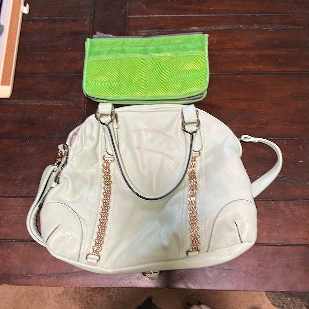 Black Rivet Soft Lime Green purse with organizer
